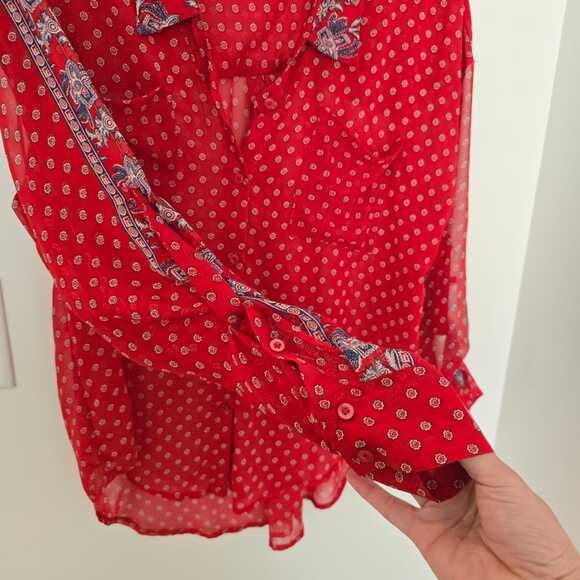 Free People Red Semi-Sheer Bohemian Print Blouse M Paisley Festival Bandana - Picture 4 of 9